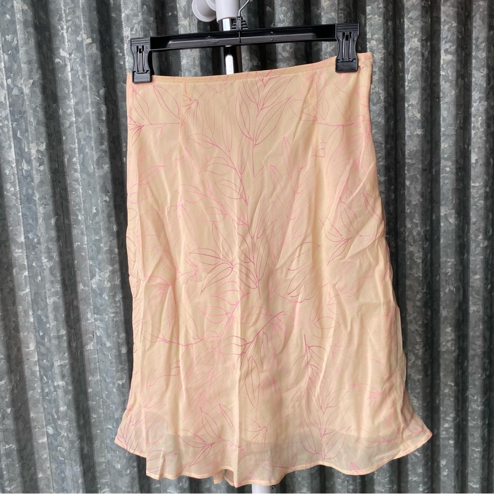 SOLD Y2K 100% Silk Pink Flowy Floral Fairy Skirt Size Small - Picture 3 of 4